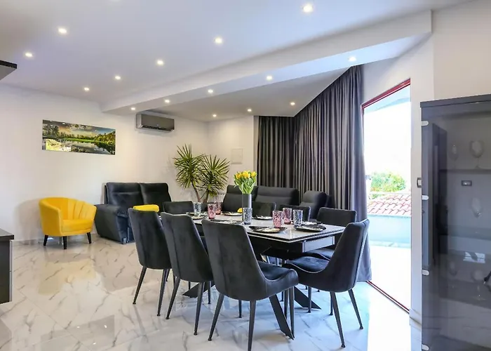 Luxury Holiday House Zadar