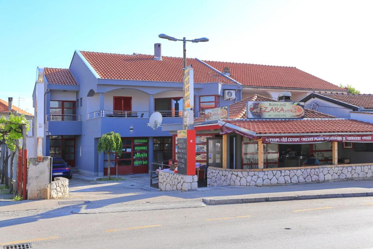 Luxury House * Zára